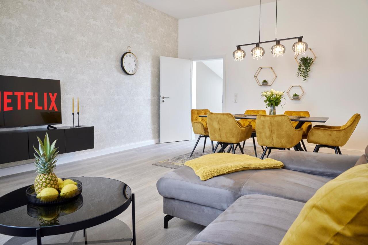 Schlossberg Residences - Xxl-Design-Apartment Mit Schlossblick Fuer Bis Zu 12 Personen 施韦青根 外观 照片